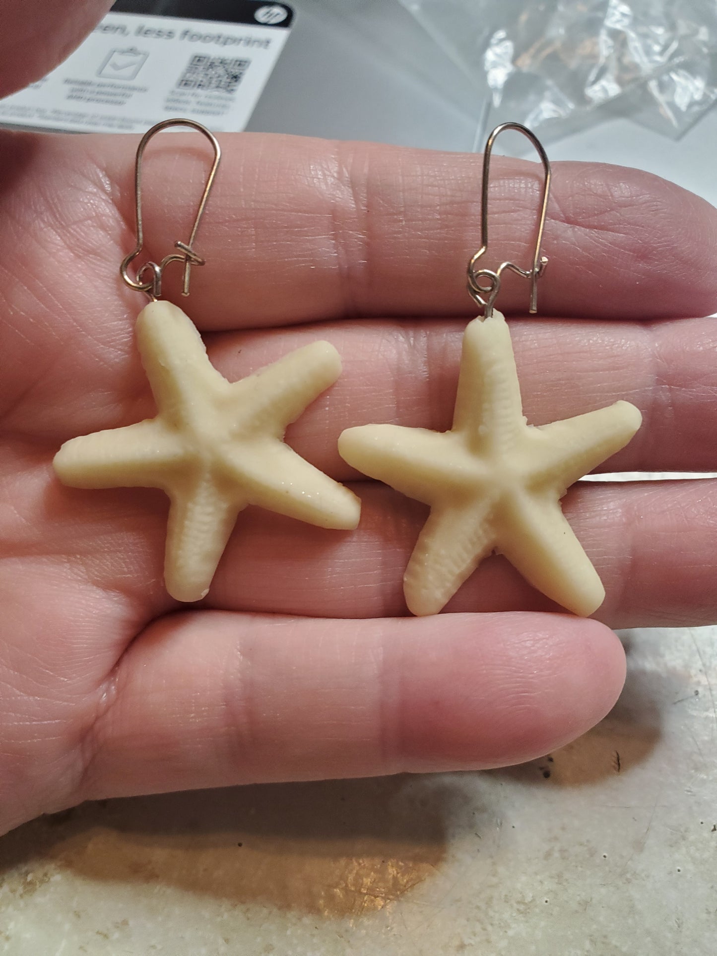 Glowing starfish earrings