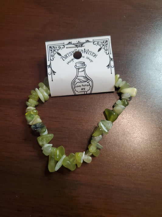 Serpentine Crystal Chip Bracelet